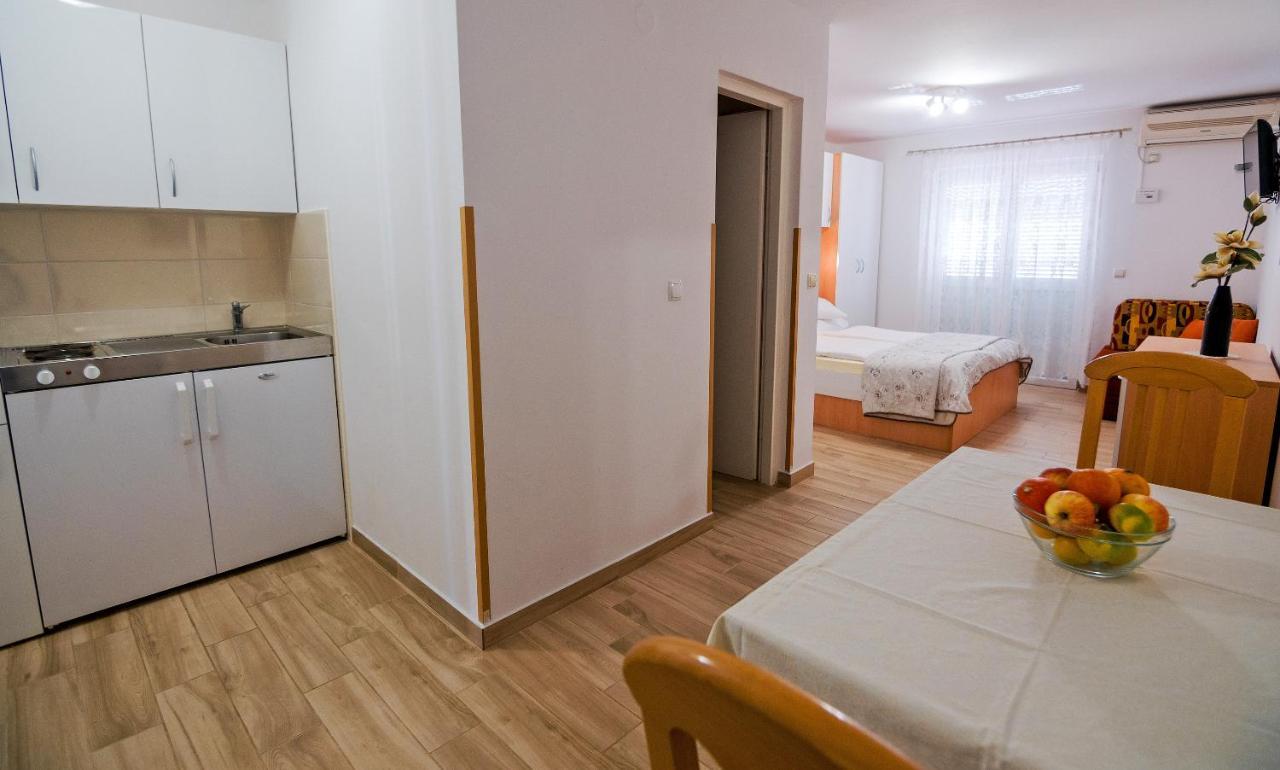Apartments Bene Banjol Kültér fotó