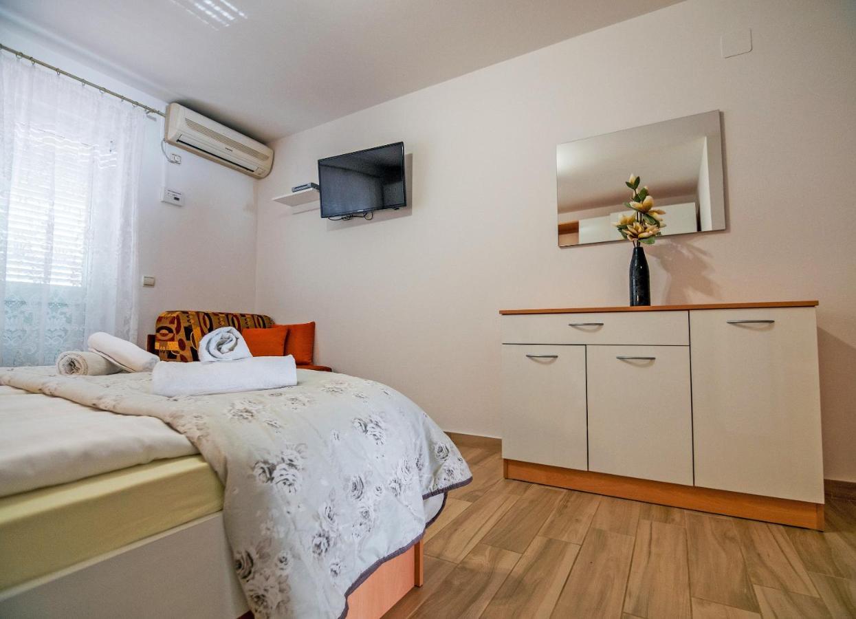 Apartments Bene Banjol Kültér fotó