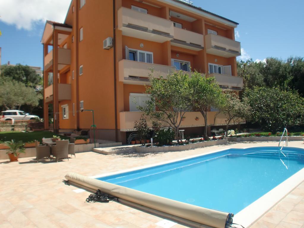 Apartments Bene Banjol Kültér fotó